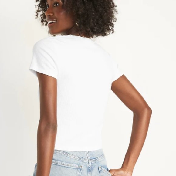 Large Old Navy Fitted Short-Sleeve Cropped Rib-Knit T-Shirt - Picture 2 of 11